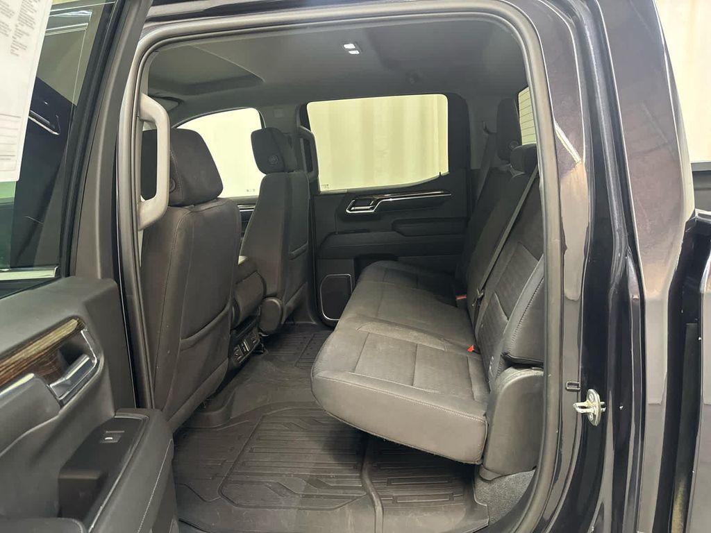 used 2023 GMC Sierra 1500 car, priced at $40,999