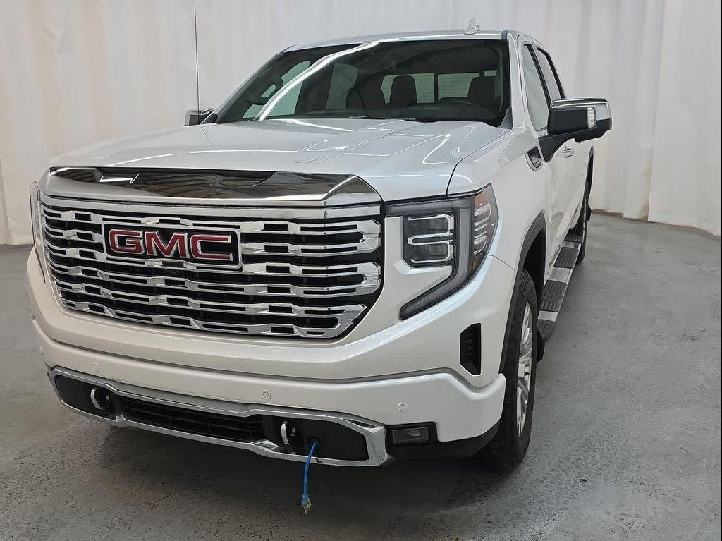 used 2022 GMC Sierra 1500 car, priced at $59,999