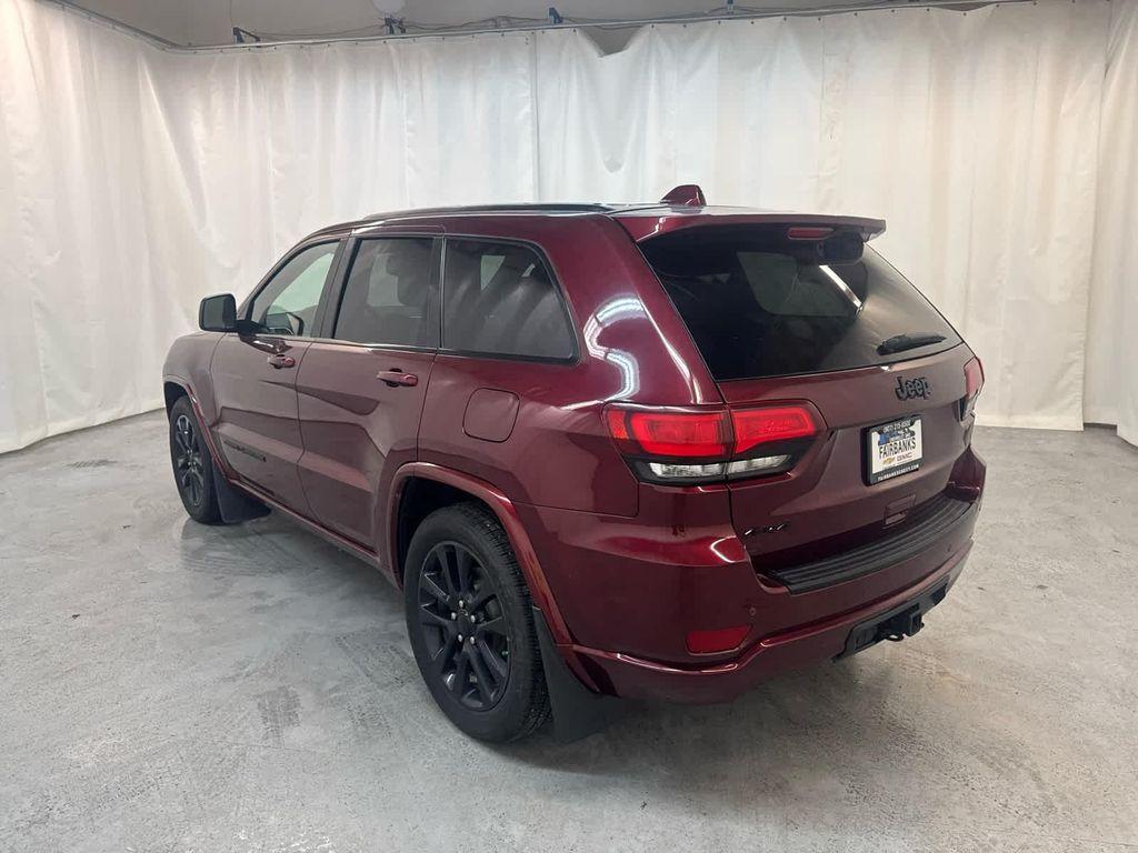 used 2017 Jeep Grand Cherokee car, priced at $17,999