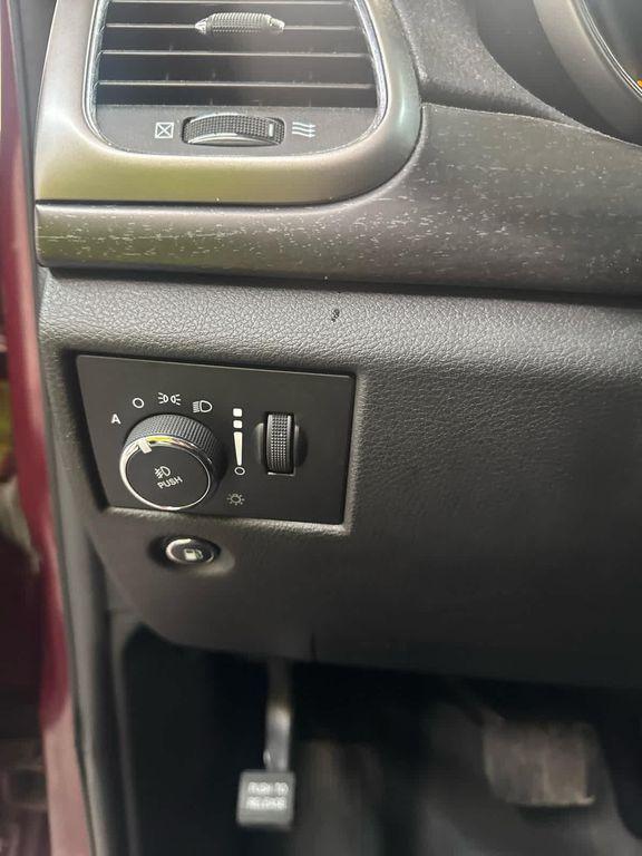 used 2017 Jeep Grand Cherokee car, priced at $17,999