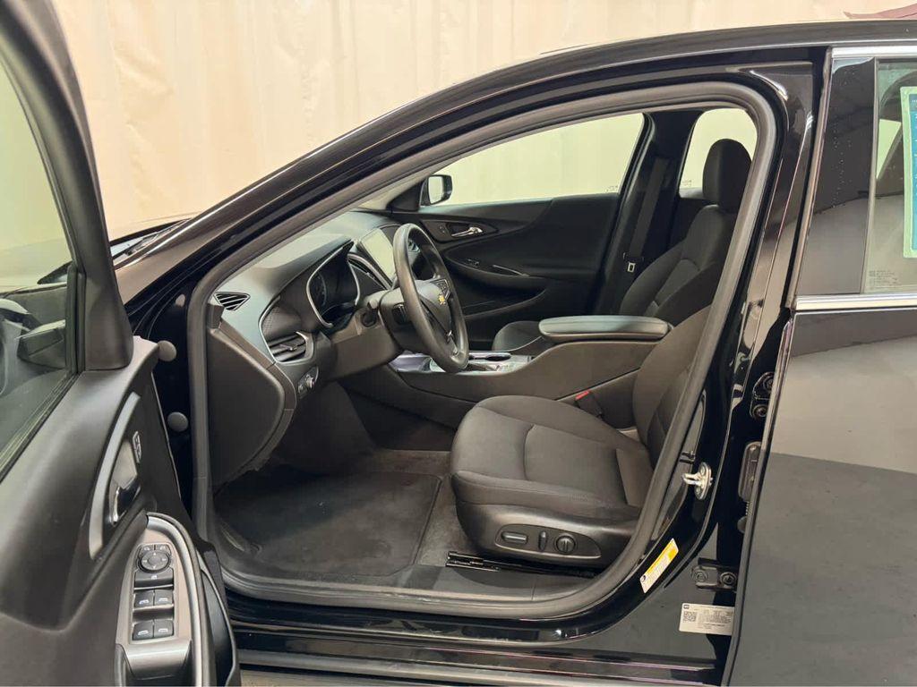 used 2024 Chevrolet Malibu car, priced at $26,999
