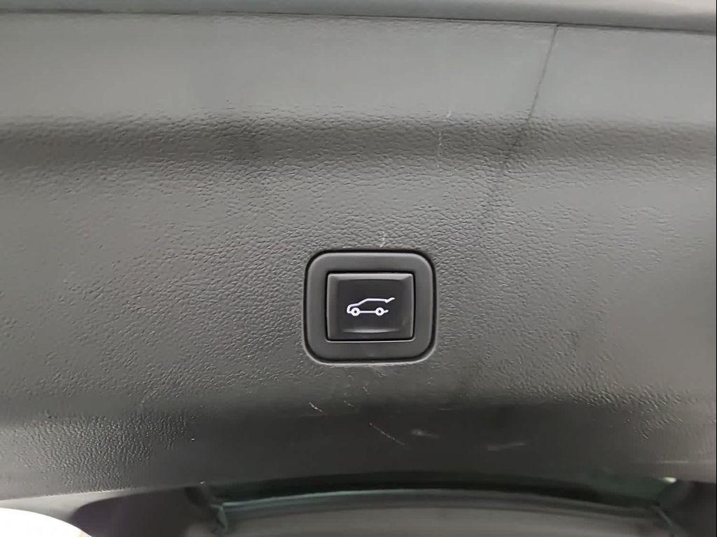 used 2023 Chevrolet Suburban car, priced at $51,999