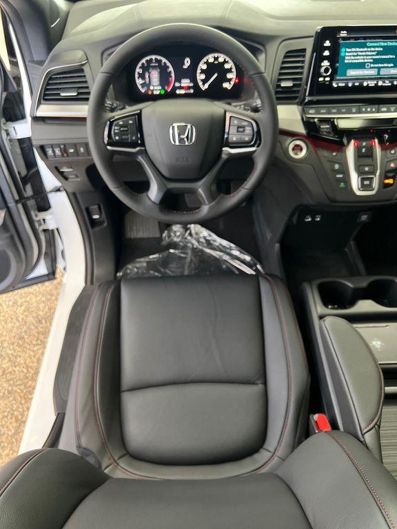 new 2026 Honda Odyssey car, priced at $45,845