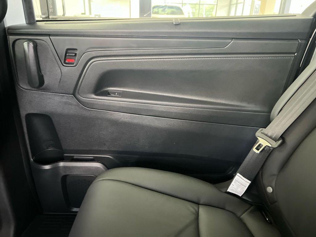 new 2026 Honda Odyssey car, priced at $45,845