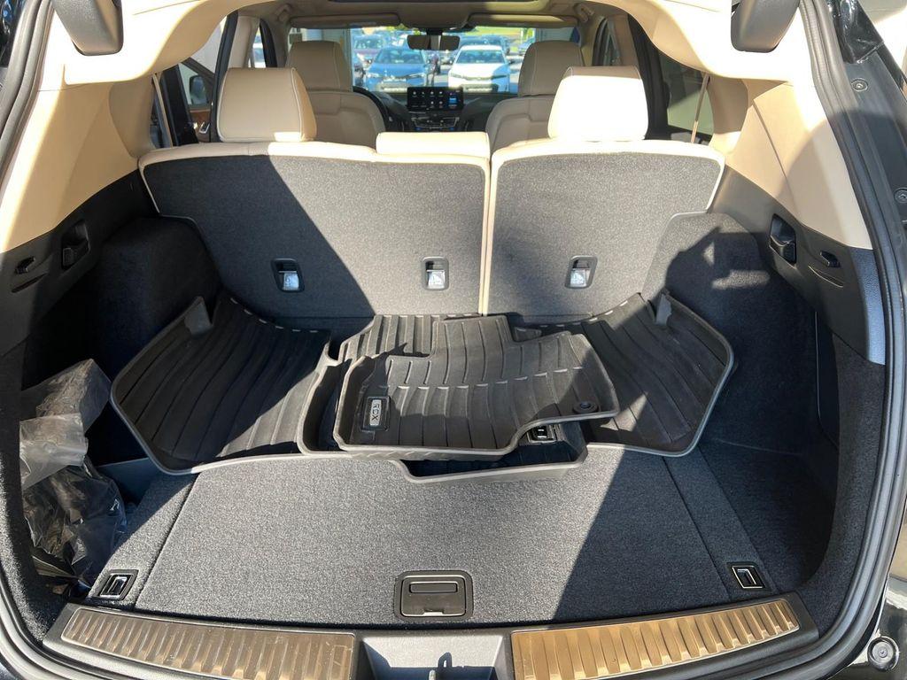 used 2023 Acura RDX car, priced at $41,995