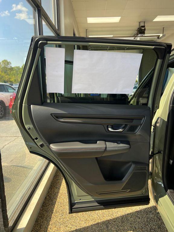 new 2026 Honda CR-V Hybrid car, priced at $40,705