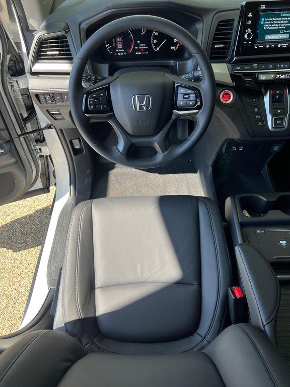 new 2026 Honda Odyssey car, priced at $45,775