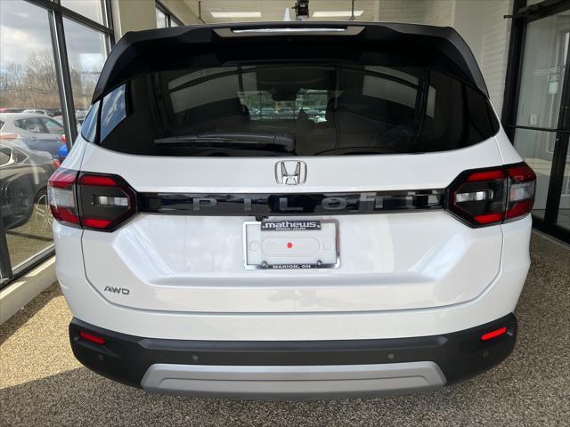 new 2025 Honda Pilot car, priced at $49,705