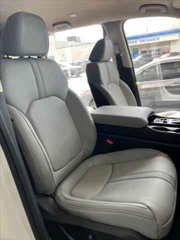 new 2025 Honda Pilot car, priced at $49,705