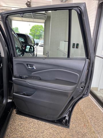 used 2022 Honda Pilot car, priced at $34,500
