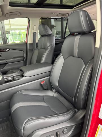 new 2025 Honda Pilot car, priced at $53,405