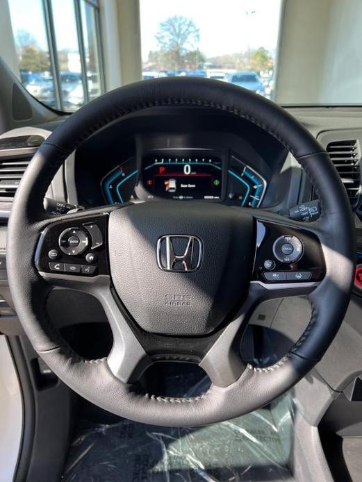 new 2024 Honda Odyssey car, priced at $52,220