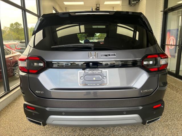 new 2025 Honda Pilot car, priced at $50,695