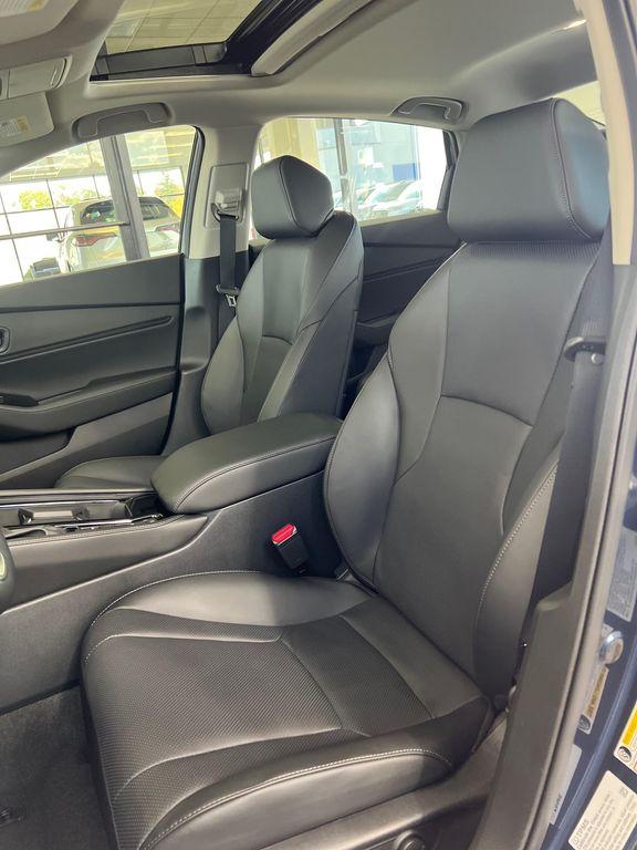 new 2025 Honda Accord Hybrid car, priced at $40,495