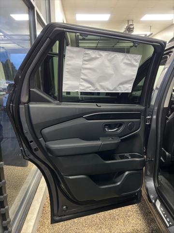 new 2025 Honda Pilot car, priced at $56,250