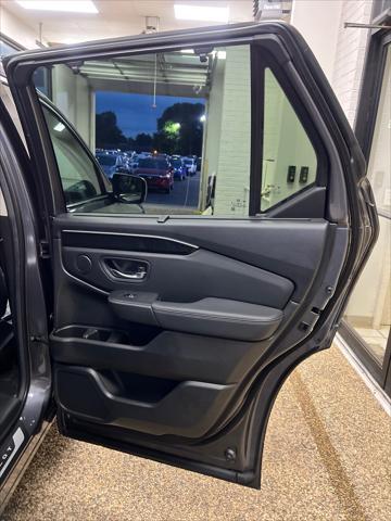 new 2025 Honda Pilot car, priced at $56,250