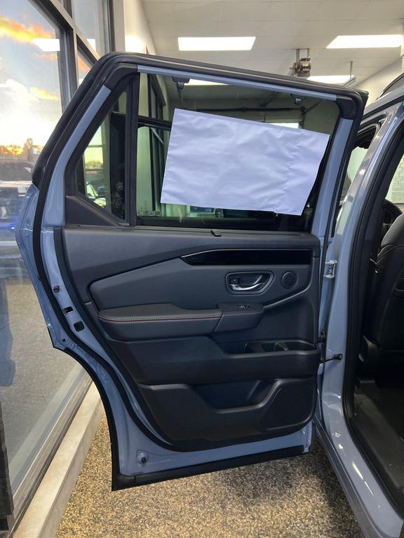 new 2025 Honda Pilot car, priced at $51,350