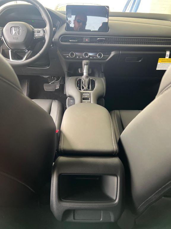 new 2026 Honda HR-V car, priced at $33,000
