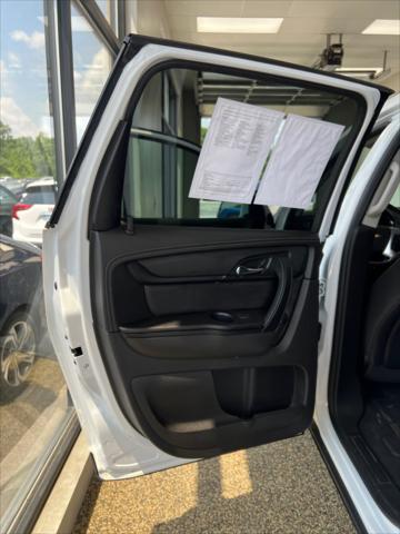 used 2017 Chevrolet Traverse car, priced at $13,750