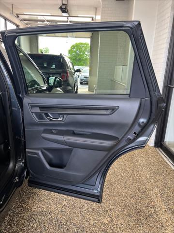 new 2025 Honda CR-V Hybrid car, priced at $40,545