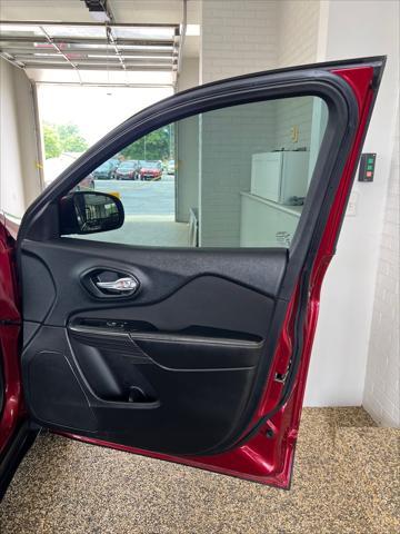 used 2015 Jeep Cherokee car, priced at $13,750
