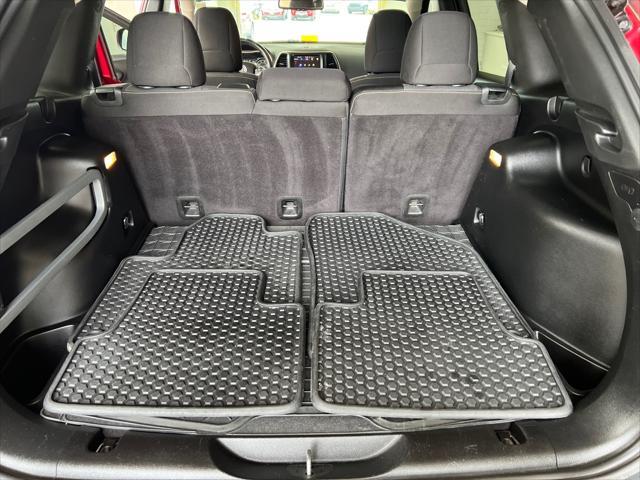 used 2015 Jeep Cherokee car, priced at $13,750