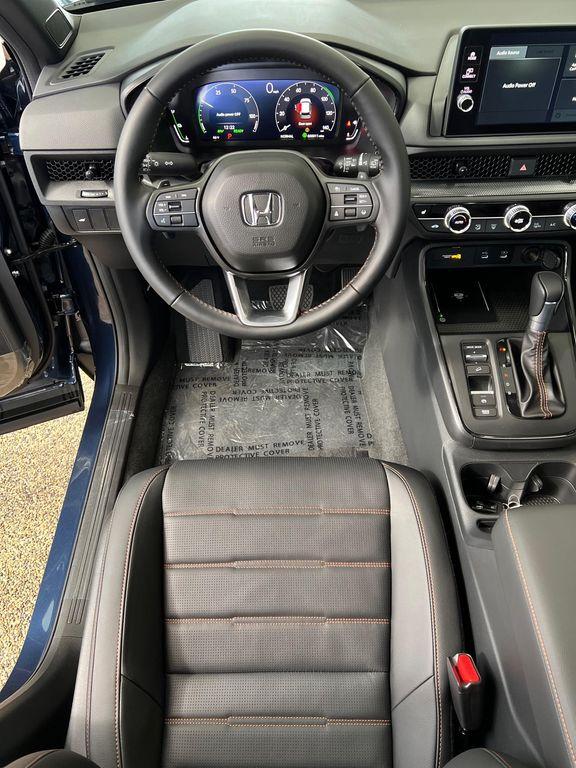 new 2026 Honda CR-V Hybrid car, priced at $41,675