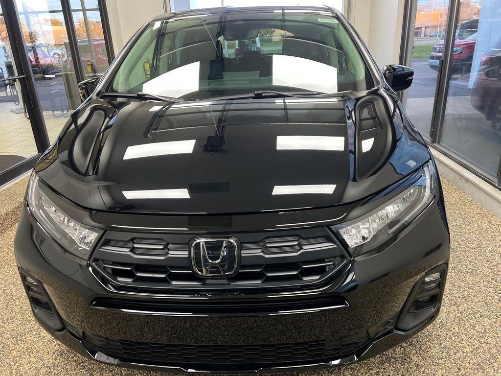 new 2026 Honda Odyssey car, priced at $44,290