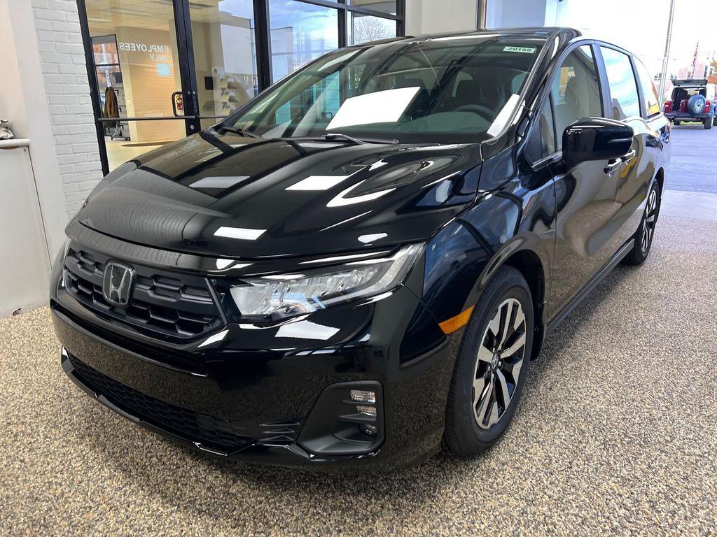 new 2026 Honda Odyssey car, priced at $44,290
