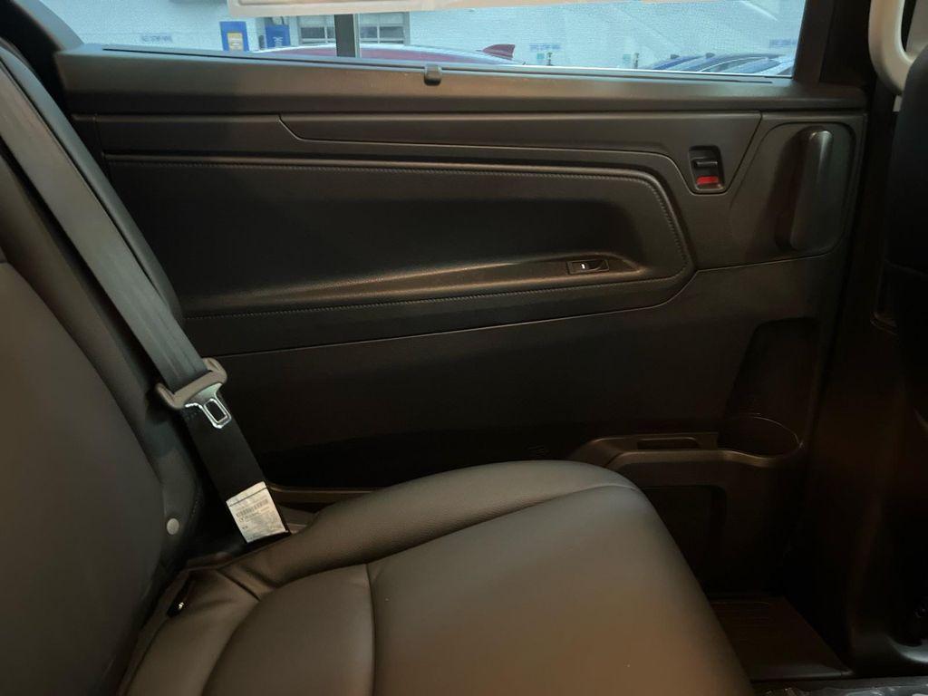 new 2026 Honda Odyssey car, priced at $44,290