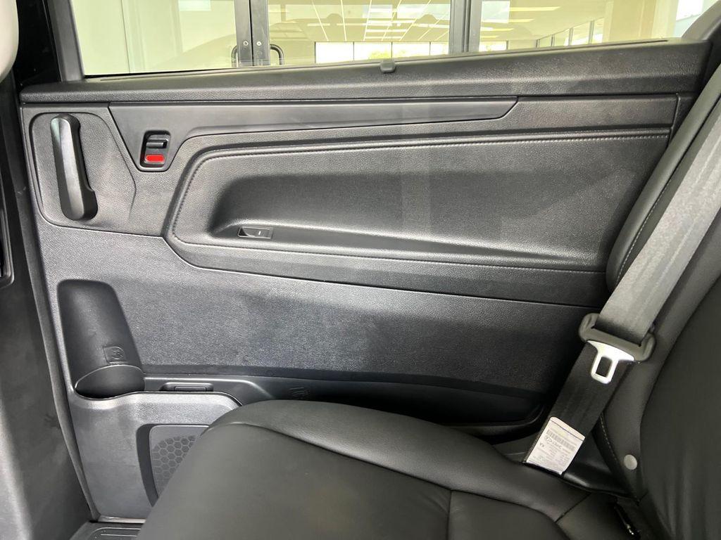 new 2026 Honda Odyssey car, priced at $45,275