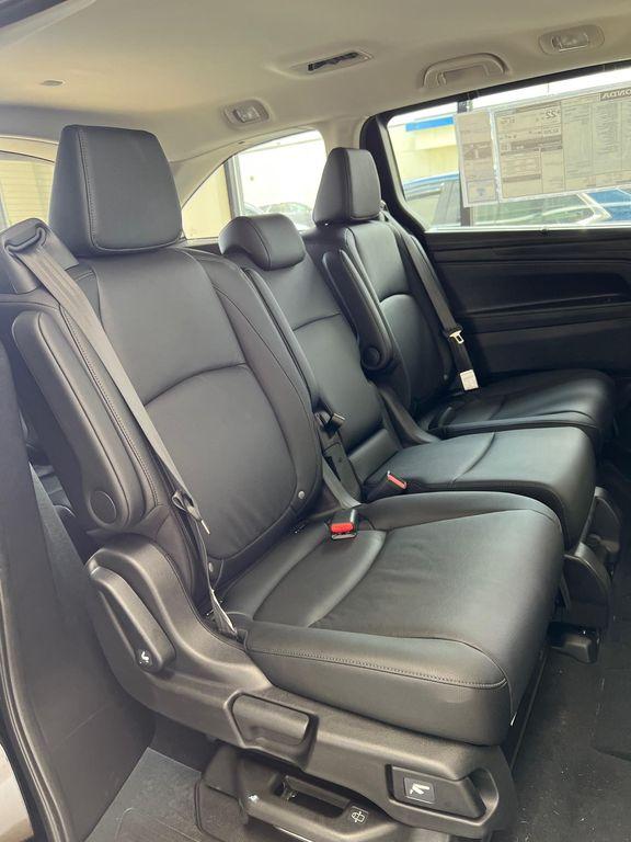 new 2026 Honda Odyssey car, priced at $45,275