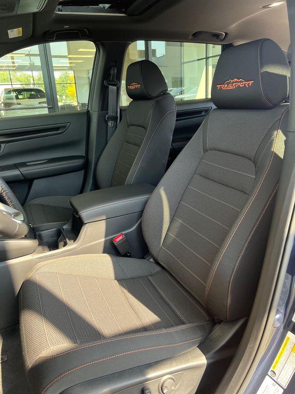 new 2026 Honda CR-V Hybrid car, priced at $40,250