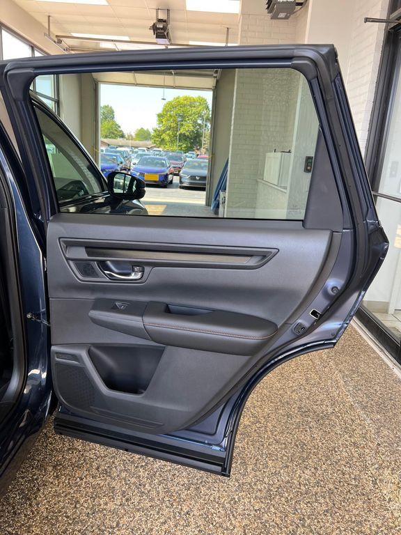 new 2026 Honda CR-V Hybrid car, priced at $40,250