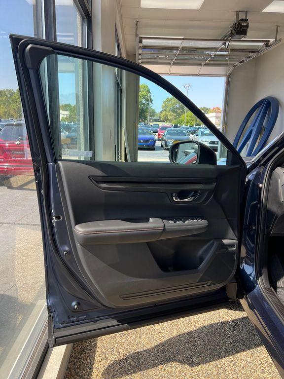 new 2026 Honda CR-V Hybrid car, priced at $40,250