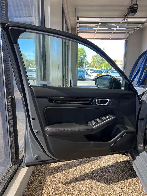 new 2026 Honda Civic Hybrid car, priced at $33,945