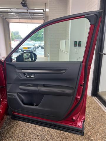 new 2026 Honda CR-V Hybrid car, priced at $40,650