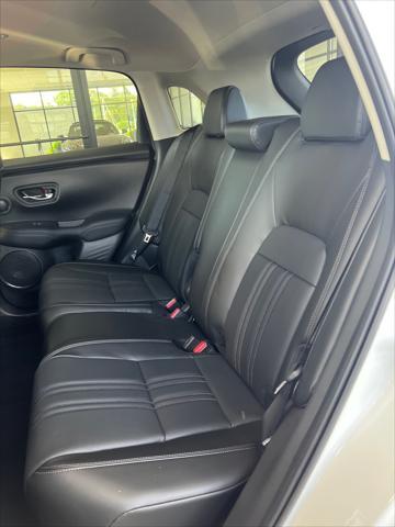 new 2025 Honda HR-V car, priced at $32,850