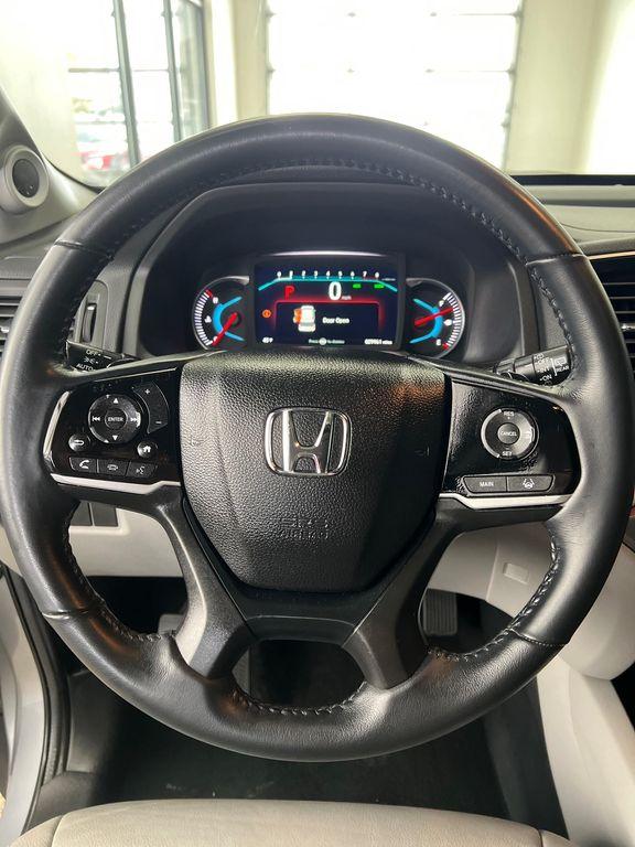 used 2022 Honda Pilot car, priced at $33,750