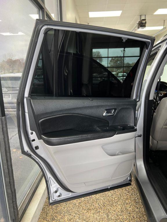 used 2022 Honda Pilot car, priced at $33,750