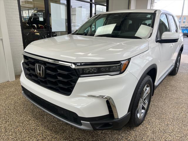 used 2023 Honda Pilot car, priced at $39,750