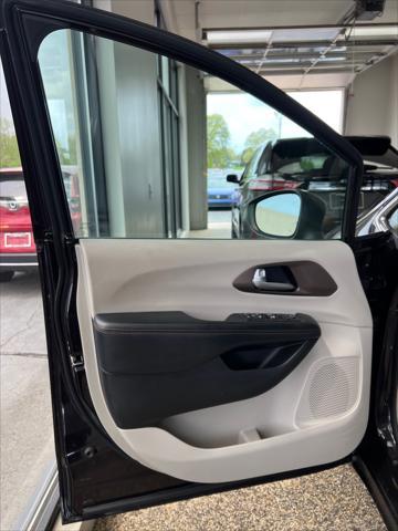 used 2017 Chrysler Pacifica car, priced at $17,750