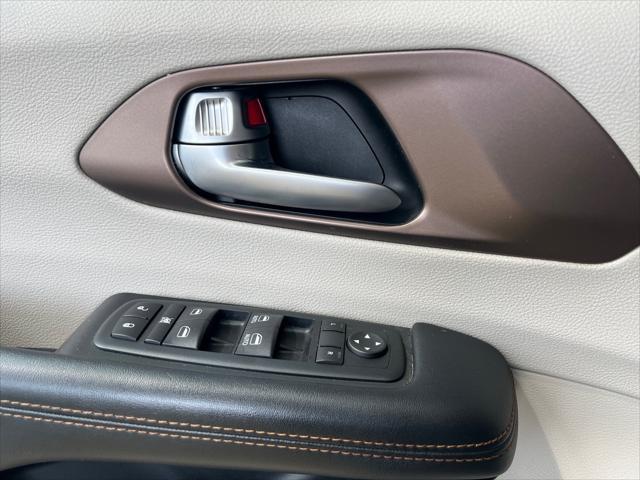 used 2017 Chrysler Pacifica car, priced at $17,750