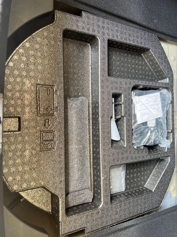 used 2025 Acura TLX car, priced at $46,500