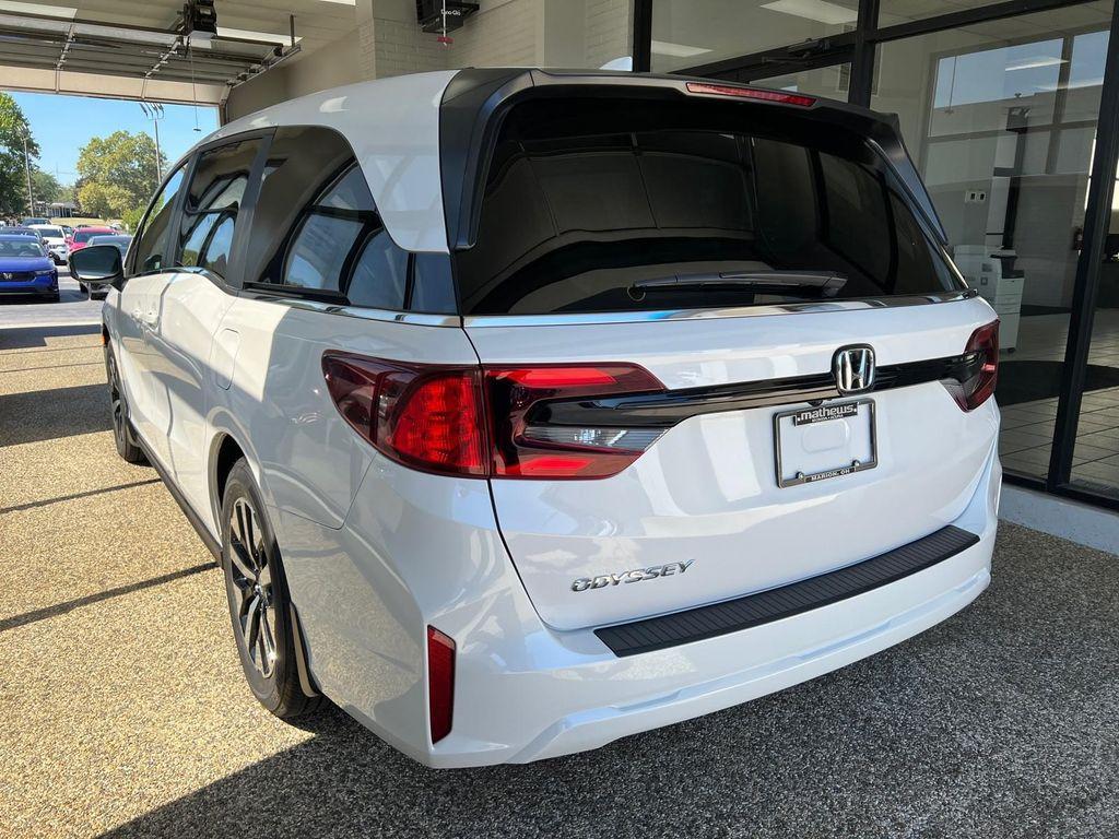 new 2026 Honda Odyssey car, priced at $45,110