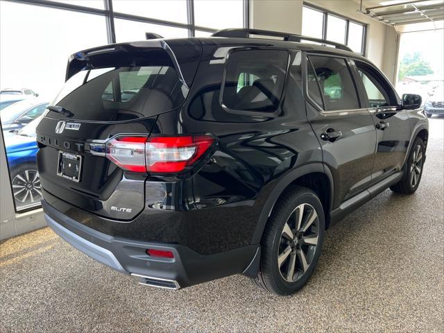 new 2025 Honda Pilot car, priced at $55,260