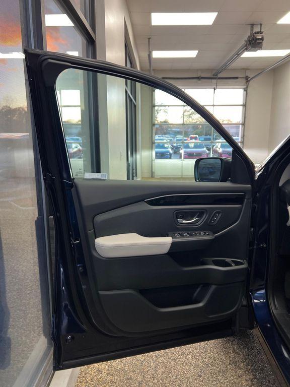 new 2026 Honda Passport car, priced at $46,245