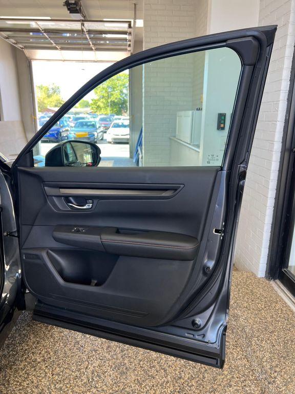 new 2026 Honda CR-V Hybrid car, priced at $41,675