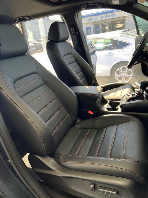 new 2026 Honda CR-V Hybrid car, priced at $41,675