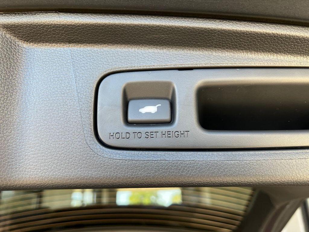 new 2026 Honda CR-V Hybrid car, priced at $41,675